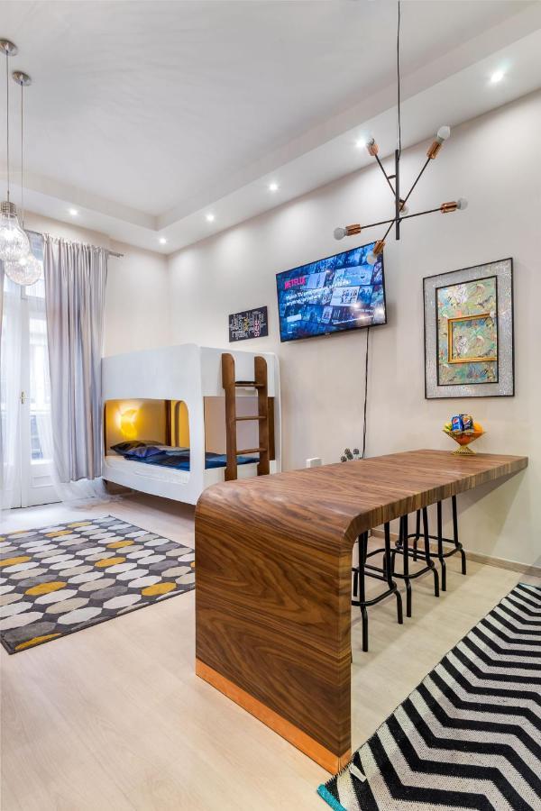 Economy Downtown Design Apartments - Free Parking - Balcony - Super Puplic Transport - Ac Budapest Exterior photo